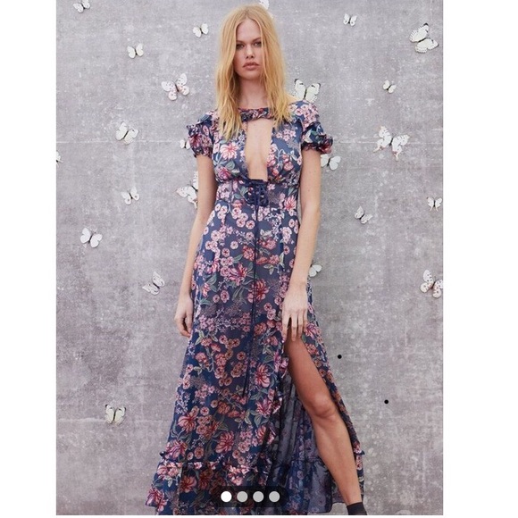 For Love And Lemons Dresses & Skirts - For Love and Lemons Flora Maxi Dress